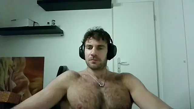 alpha-hunk online show from November 13, 5:17 pm