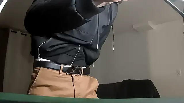 Snapshot of ApollonFit_x69 chatting on January 14, 8:37 pm ApollonFit x69 online show from January 14, 8:37 pm