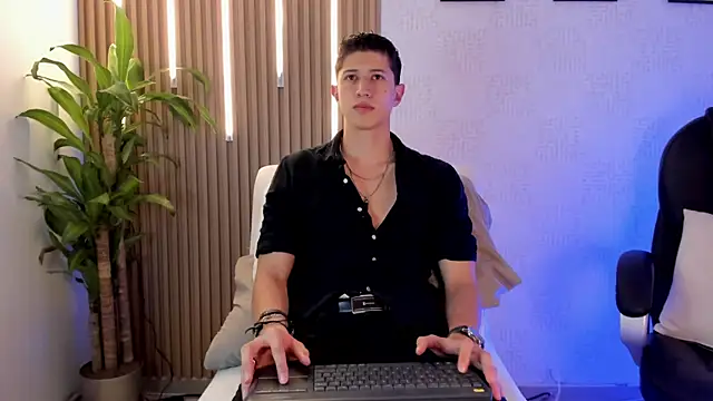 Dorianmistery2322  online show from November 11, 12:15 am