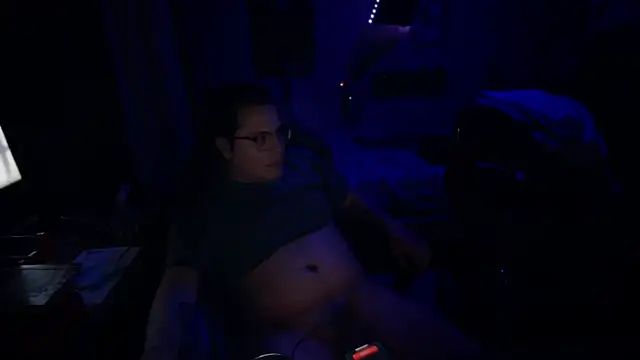 FrankGatsby11 online show from December 25, 1:19 pm