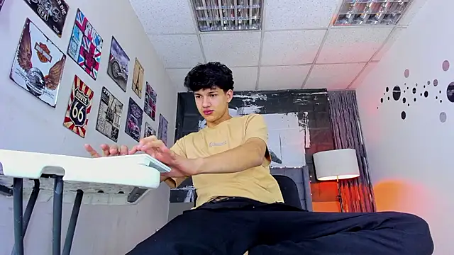 jason graeats online show from February 14, 5:02 am