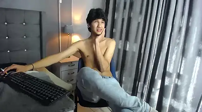 jason graeats online show from December 28, 3:26 am