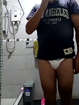 anoe007a1 online show from December 3, 6:17 pm