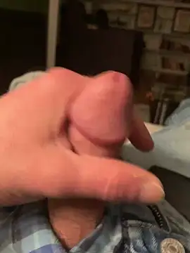 willcumforu online show from March 22, 4:03 am