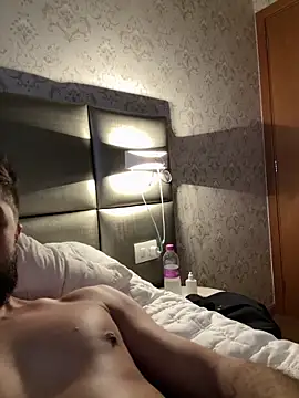 Snapshot of gabrielc27 chatting on February 26, 3:52 pm gabrielc27 online show from February 26, 3:52 pm