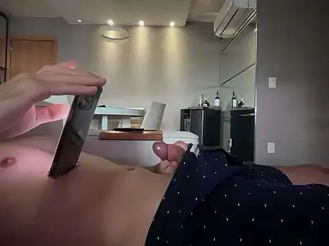 Snapshot of gabrielc27 chatting on September 21, 3:34 pm gabrielc27 online show from September 21, 3:34 pm