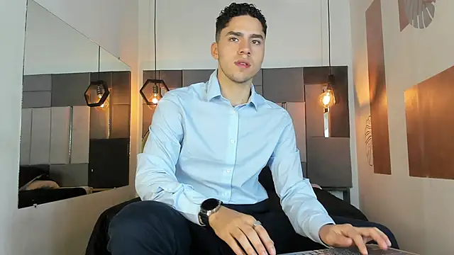 LiamNovak online show from February 16, 12:58 pm