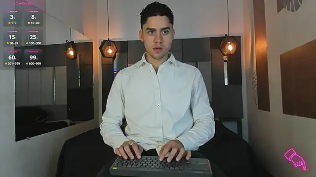 LiamNovak online show from February 18, 12:14 pm