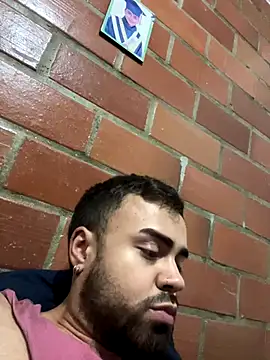 dickhorny 69 online show from December 5, 4:53 am