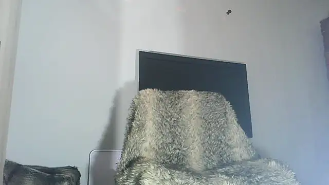 Snapshot of kisandgioni chatting on January 12, 1:05 pm kisandgioni online show from January 12, 1:05 pm