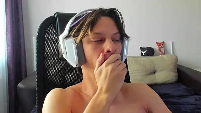 Ostin meow online show from October 23, 4:05 am