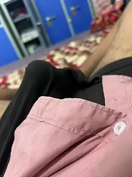 Snapshot of aprivateguy chatting on February 25, 10:58 am aprivateguy online show from February 25, 10:58 am