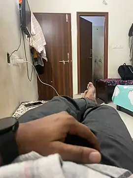 Snapshot of aprivateguy chatting on March 5, 3:18 pm aprivateguy online show from March 5, 3:18 pm