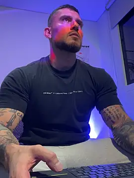 DimitriSullivan  online show from May 27, 2:19 am