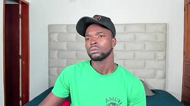 Dylan Taylor online show from November 18, 12:20 pm