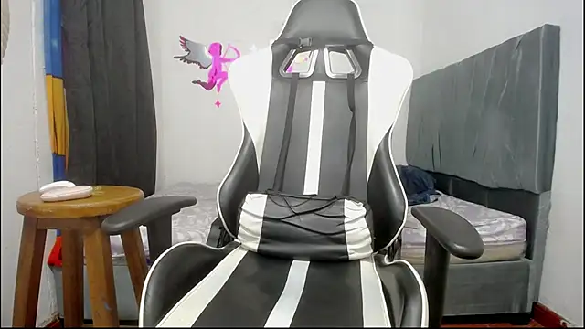 danilo302209 online show from April 23, 5:12 am