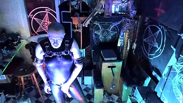 BULGEDEMON online show from October 30, 1:41 am