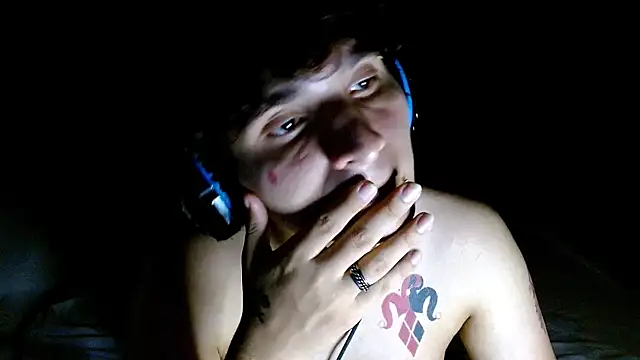 Charley quin online show from June 2, 2:34 am