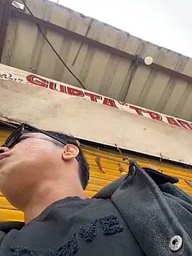 nick  yy online show from February 22, 8:48 am