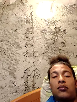 Black Diamon  online show from December 5, 9:00 pm