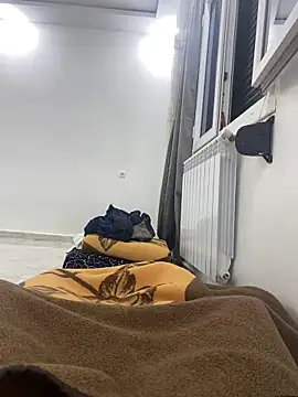 Lahcene online show from April 10, 11:45 pm