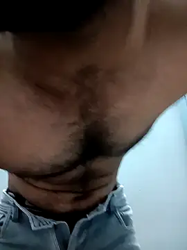 jaiwrld0 online show from December 18, 8:32 am