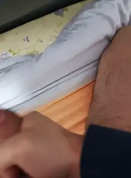 Snapshot of thanos65432 chatting on March 14, 10:36 pm thanos65432 online show from March 14, 10:36 pm