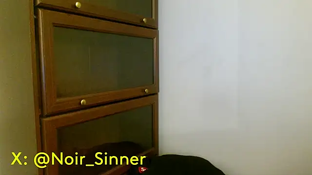 sinnernoir online show from April 28, 5:34 am