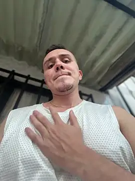 adam-rivera online show from February 3, 10:59 pm