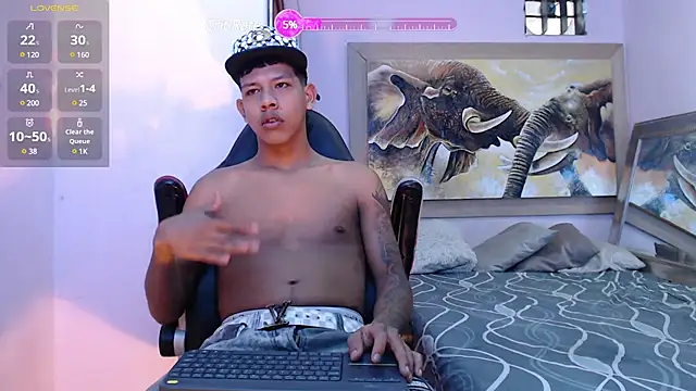 mr stiven  online show from March 15, 2:35 am