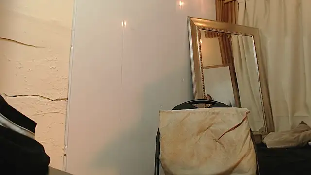 mr stiven  online show from September 19, 6:25 am