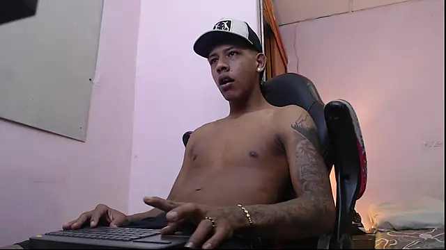 mr stiven  online show from January 12, 12:28 am