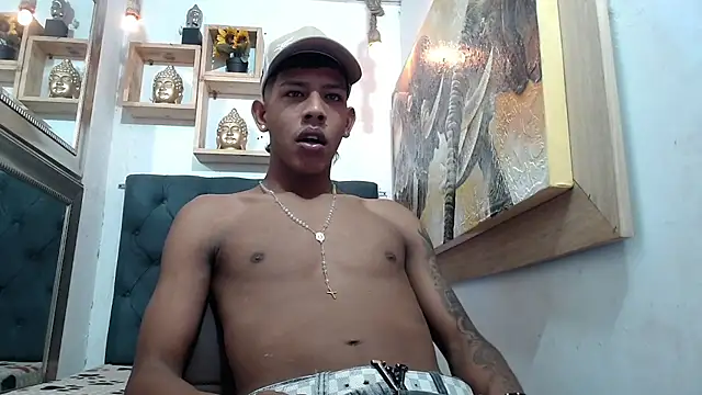 mr stiven  online show from December 16, 4:13 am