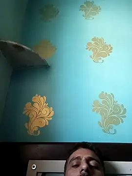 Snapshot of Smarterboytravel chatting on January 9, 11:14 am Smarterboytravel online show from January 9, 11:14 am