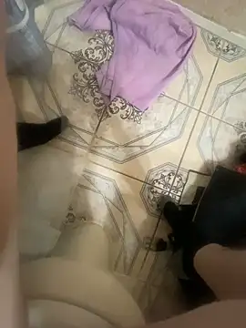 HoneyCoconuts online show from February 13, 9:09 am