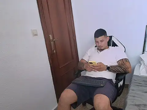 Geishastudios online show from October 8, 1:48 pm