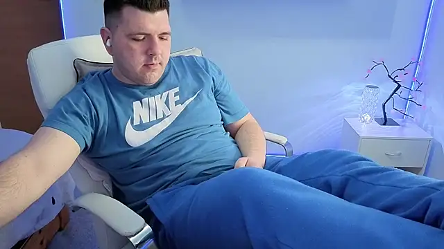 JasonJacks online show from April 11, 7:45 am