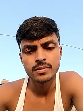 Suraj223kumar online show from October 9, 12:59 am