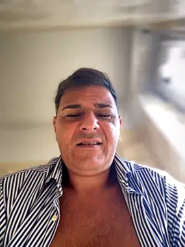 SecretlyDD online show from October 28, 9:34 am