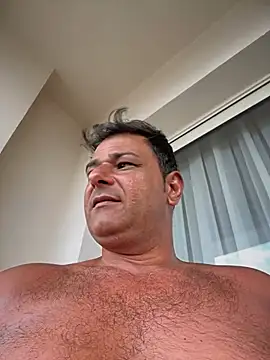 SecretlyDD online show from March 8, 3:00 pm