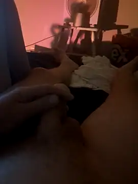 biggnipz online show from January 12, 2:52 pm