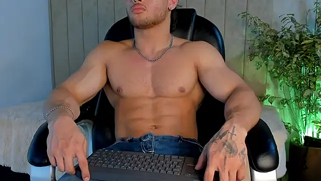 jeicob gagnon online show from November 14, 7:26 pm