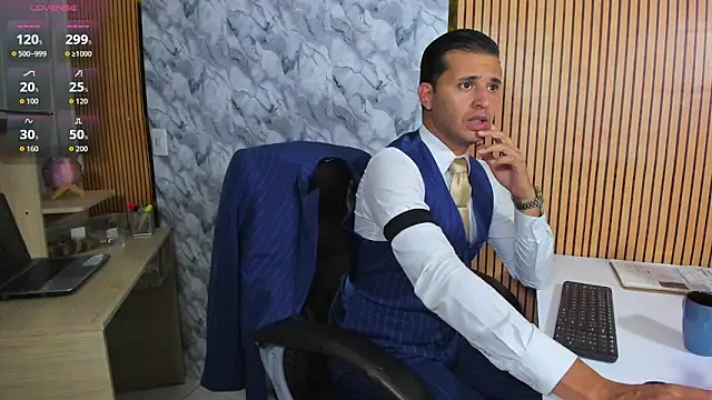 Hideintheoffice online show from April 7, 3:28 am