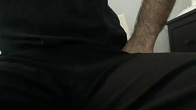 Snapshot of teek1234_1 chatting on October 24, 4:03 am teek1234 1 online show from October 24, 4:03 am