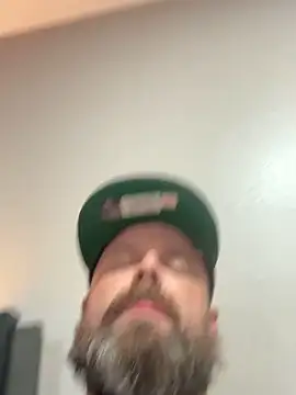 Snapshot of Thickirishcock850 chatting on October 30, 5:25 pm Thickirishcock850 online show from October 30, 5:25 pm