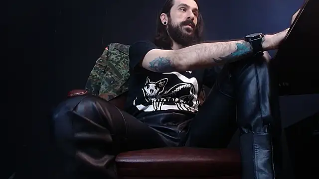 AxelColton online show from February 21, 10:50 am