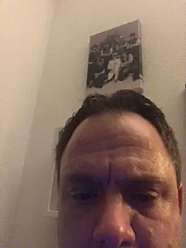 DauerAkt8069 online show from December 25, 1:31 am