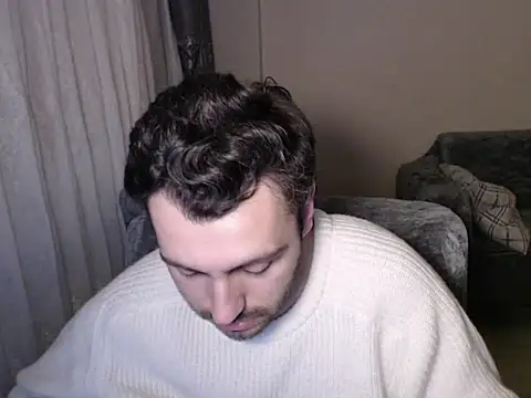 handsomeee04 online show from March 17, 11:29 pm