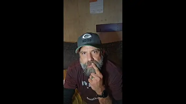 zaneporter46 online show from March 15, 9:21 pm