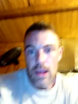 Snapshot of Eddyfrancis87 chatting on November 1, 6:28 am Eddyfrancis87 online show from November 1, 6:28 am